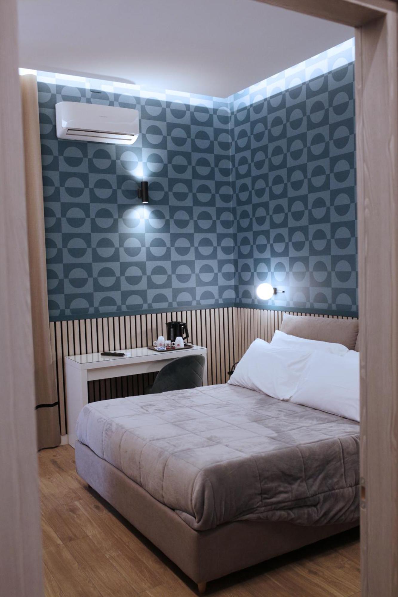Palazzo Ferrara Bed & Breakfast Napoli Bagian luar foto